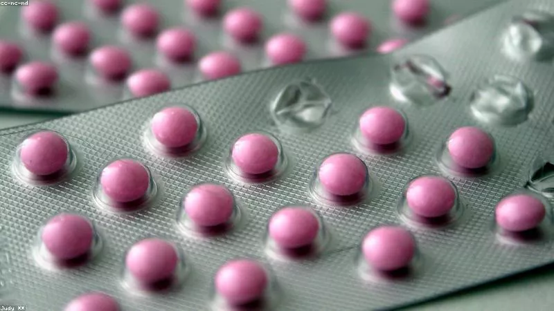 Phân tích y khoa hình ảnh Hỏi đáp y tế về cách dùng thuốc Cialis an toàn tránh biến chứng